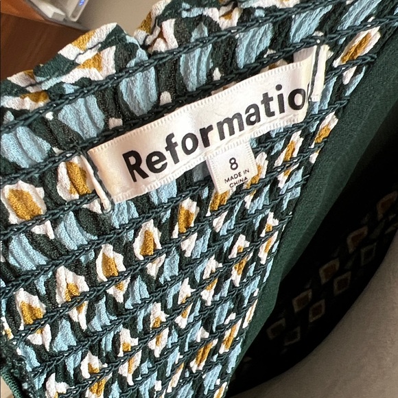 Beautiful Reformation dress - Picture 2 of 8